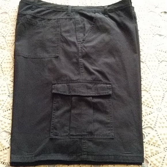Men Wrangler Black Jean Shorts - Picture 5 of 7